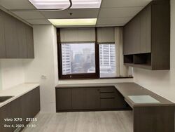 Mount Elizabeth Hospital (D9), Retail #580629211